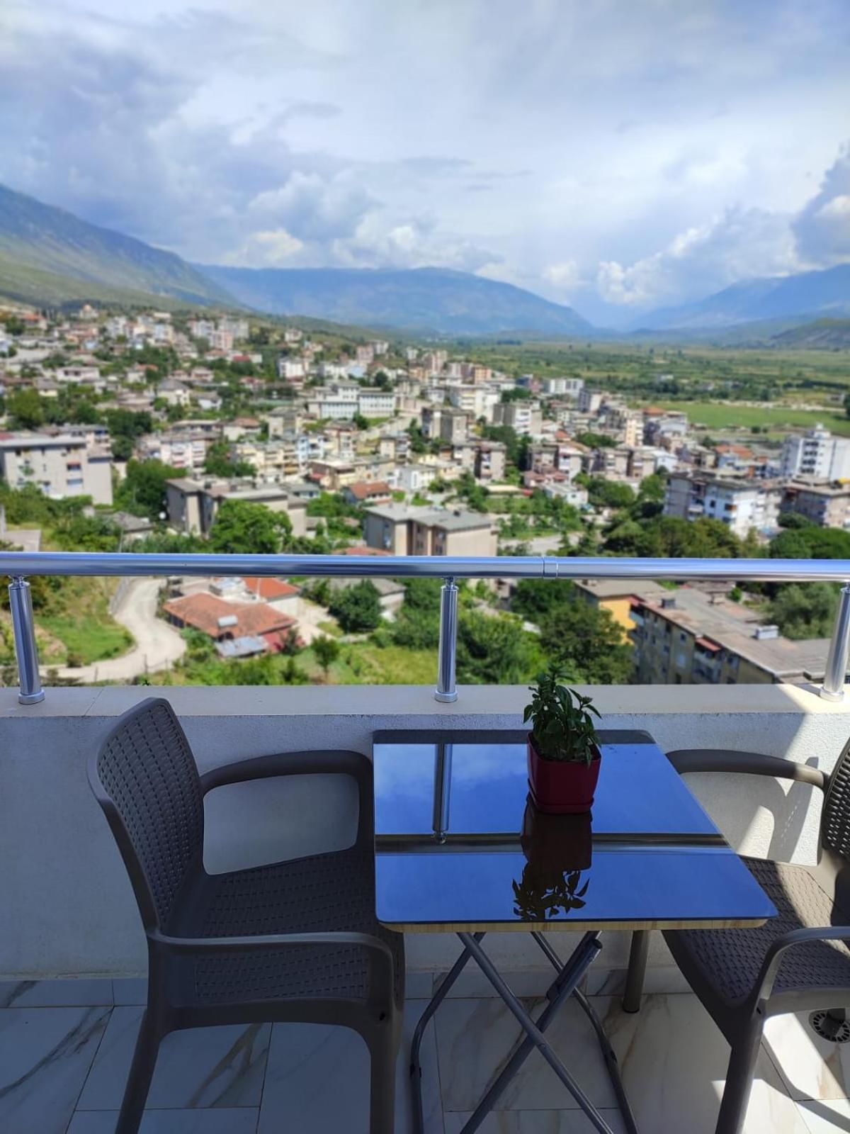 Vladimir Estate Hotel Gjirokastra Zewnętrze zdjęcie